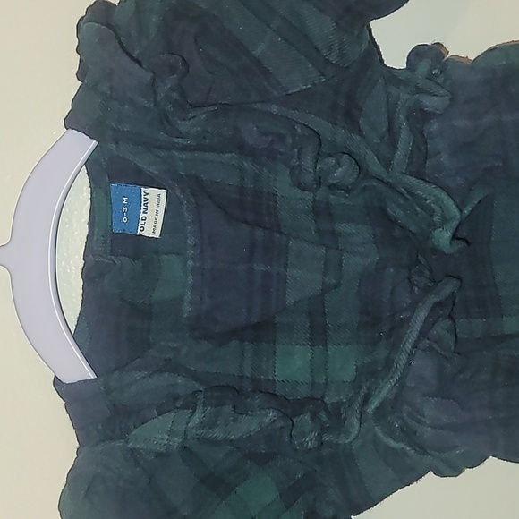 Old Navy baby girls flannel holiday onsie shoulder ruffles green and black LOT G - Picture 2 of 8